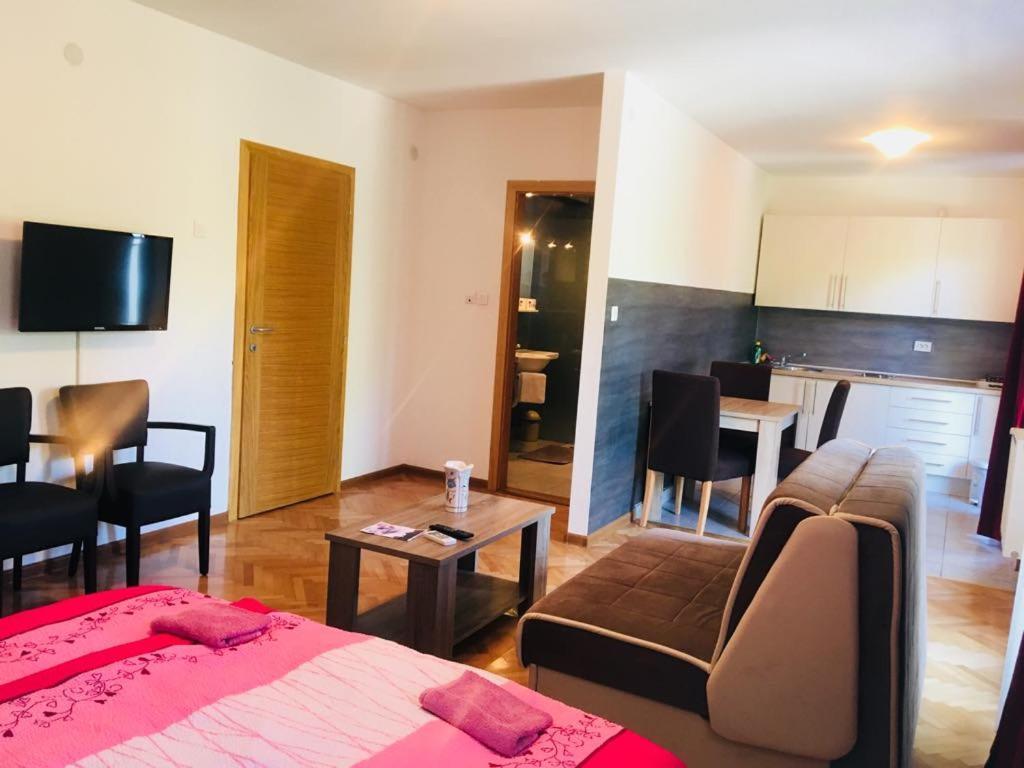 Apartments Konak Visoko Ngoại thất bức ảnh